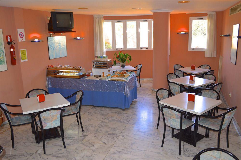 Hostal Molins Park Ibiza Town Exterior photo