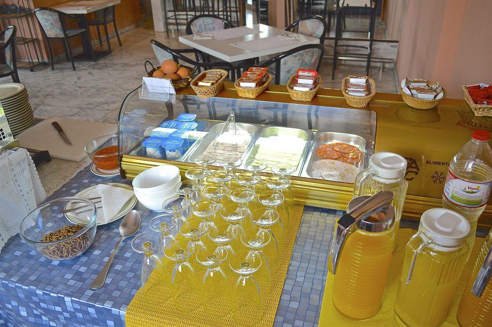 Hostal Molins Park Ibiza Town Exterior photo