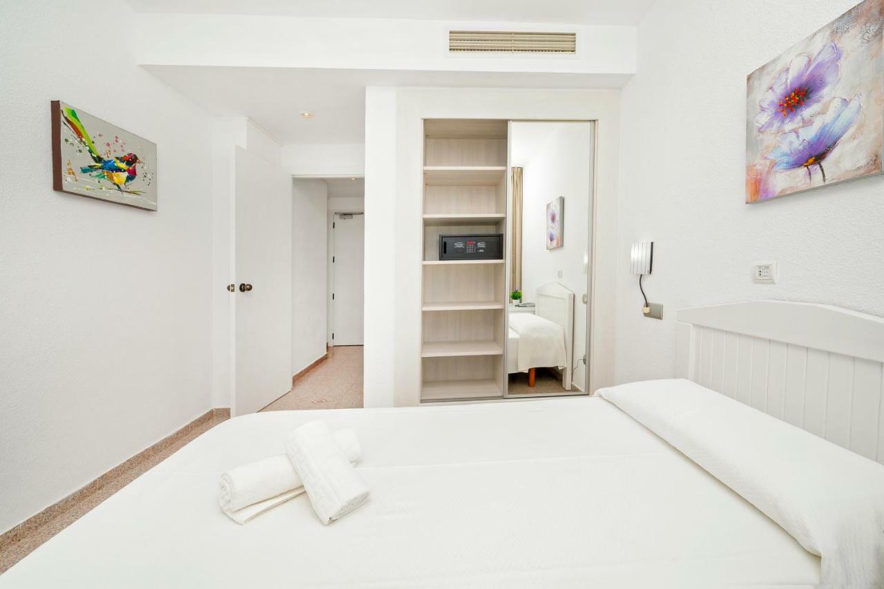 Hostal Molins Park Ibiza Town Exterior photo