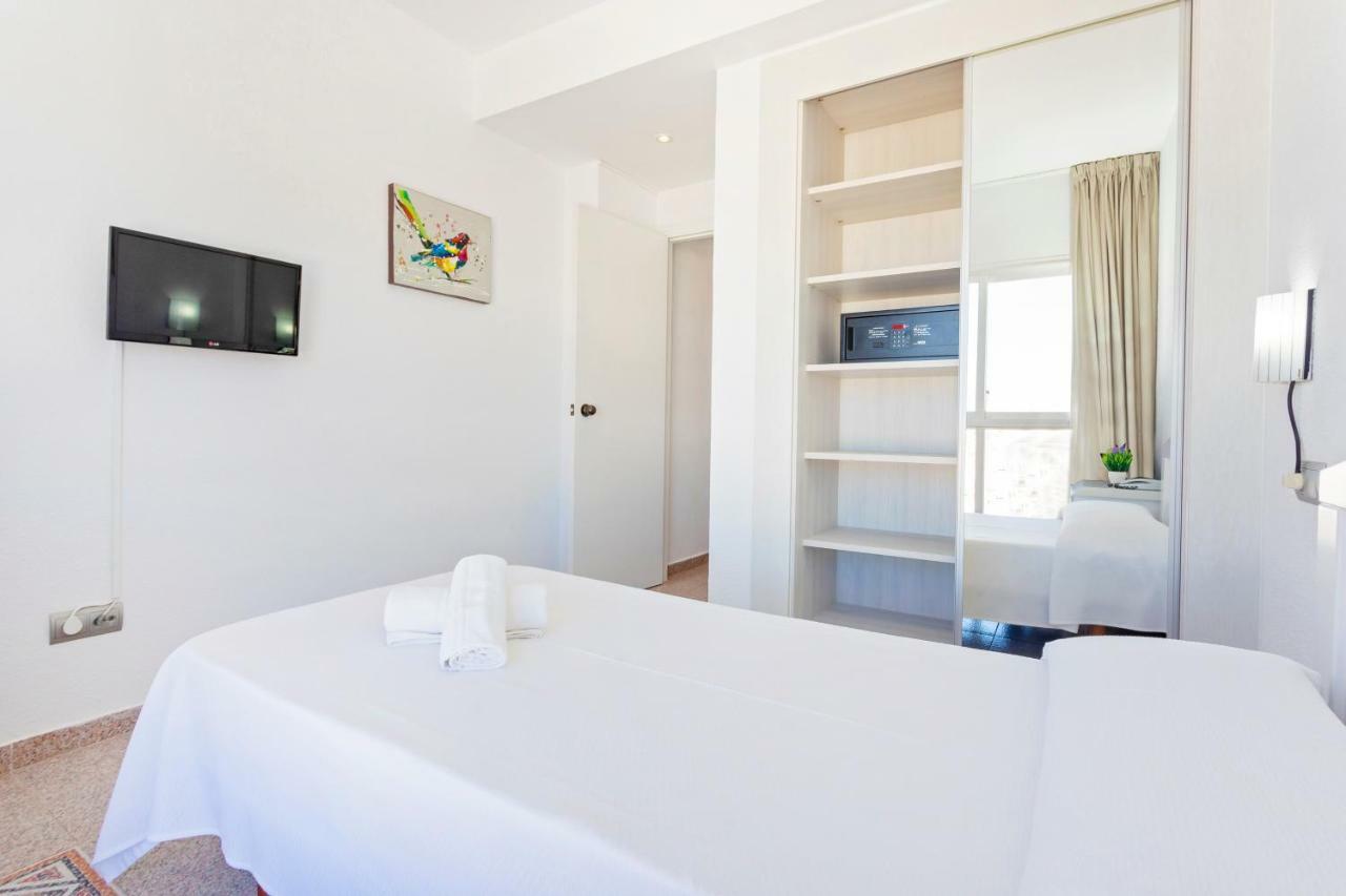 Hostal Molins Park Ibiza Town Exterior photo